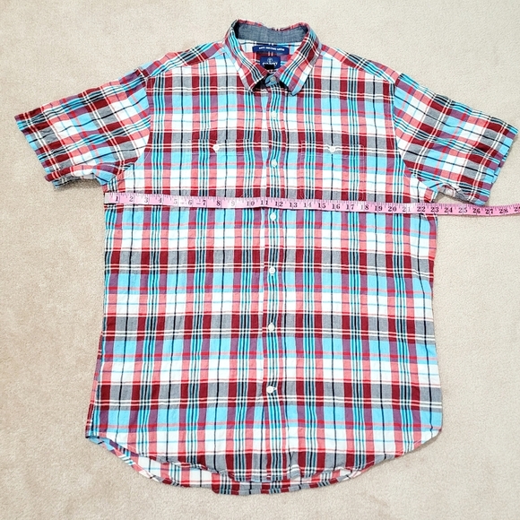 Old Navy Mens Short Sleeve Shirt Top Button Down Size L Multicolor Plaid - Picture 4 of 8
